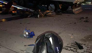 Motosiklet ile Kamyonet Kafa Kafaya Çarpıştı: 1 Ölü, 1 Yaralı