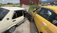 Ticari Taksi ile Otomobil Çarpıştı: 5 Yaralı