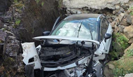 Kanala Uçan Otomobilde Acı Son: 1 Ölü, 4 Yaralı