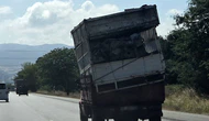 Eğik Taşınan Hurda Kasalar Trafiği Tedirgin Etti