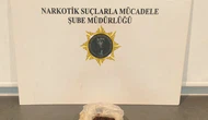 Narkotik Operasyonu! Binlerce Uyuşturucu Hap ve Silah Ele Geçirildi
