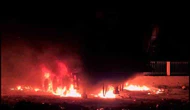 Park Halindeki Tırın Dorsesi Alevlere Teslim Oldu