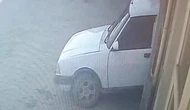 Tamir Ettiği Otomobilin Altında Kaldı