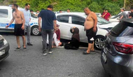 Yaya Geçidinde Can Pazarı: Baba ile Oğlu Ağır Yaralandı