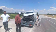 Çorum’da pikap ile otomobil çarpıştı: 2 yaralı