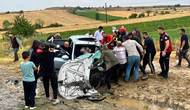 Üç Araç Birbirine Girdi! Feci Kazada 1 Kişi Hayatını Kaybetti, 5 Yaralı