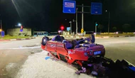 Tır ile Tofaş Çarpıştı: Otomobil Ters Döndü, 2 Yaralı