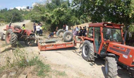 Traktör Devrildi: 1 Kişi Hayatını Kaybetti, 7 Kişi Yaralandı
