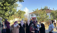 Kuru Ot Yangını 3 Eve Sıçradı