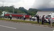 Hasta Nakil Aracı Tıra Çarptı: 1 Yaralı!