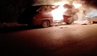 Seyir Halindeki Minibüs Alev Topuna Döndü!