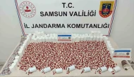 Apartman yöneticisi jandarma tarafından 7 bin uyuşturucu hapla yakalandı