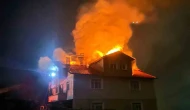 Yangında bir evin çatısı kullanılamaz hale geldi