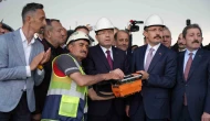 Bakan Tunç: "Yapay zekayla işimizi daha da kolaylaştıracak projeleri önümüzdeki günlerde milletimizle paylaşacağız"