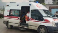 Hafif ticari aracın çarptığı motosikletli yaralandı