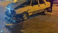 İki otomobil çarpıştı: 4 yaralı