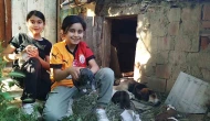 Küçük çocuklardan yürek ısıtan davranış