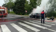 Seyir halindeki otomobilde yangın çıktı