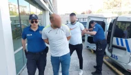 Park halindeki araca benzin döküp yaktılar