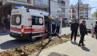 Motosiklet ile hafif ticari araç çarpıştı: 1 yaralı