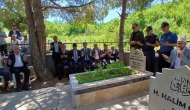 Solingen faciasında hayatını kaybedenler Amasya’da mezarları başında anıldı