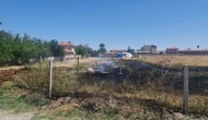 Alaca’da boş arsada yangın paniği: İtfaiye hızla kontrol altına aldı