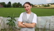 Babasının mazbatası iptal edildi, genç kadın muhtar seçildi