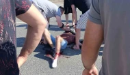 Motosiklet ile otomobil çarpıştı: 1’i çocuk 2 yaralı