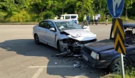 Sürücü camdan fırladı, o anlar güvenlik kamerasına yansıdı