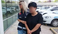 Genç kız, erkek arkadaşından ayrılmasını isteyen annesini bıçakla ağır yaraladı