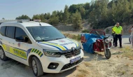 3 tekerlekli motosiklet devrildi: 6 kişi yaralandı