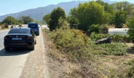 Çarpışan otomobillerden biri takla atıp bahçeye uçtu: 1’i ağır 5 yaralı
