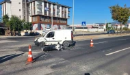 Hafif ticari araç ile motosikletin karıştığı kazada 1 kişi ağır yaralandı