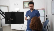 Karnı doyunca hapşıran genç kadın şifa buldu
