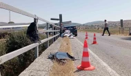 Otomobil bariyerlere çarptı: 1 ölü, 2 yaralı