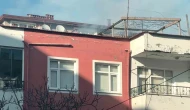 3 katlı binada korkutan baca yangını