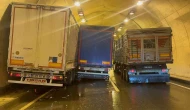 Tünelde iki tır çarpıştı: 1 yaralı