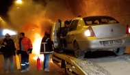 Oto kurtarıcı alevlere teslim oldu