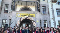 Fen Lisesi’nde Mezuniyet Sevinci