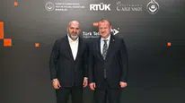 Davulcu’dan Dijital Dünya Eleştirisi: “İrade Elimizden Kayıyor”