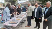 Merzifon'da Kermese Akın Ettiler! Okul Bahçesi Dolup Taştı