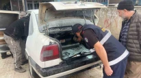 Park halineki araçta çıkan yangın büyümeden söndürüldü