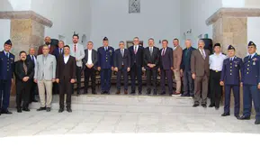 Merzifon’da protokol halkla bayramlaştı