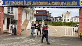 Evden Hırsızlık Yapan 2 Şüpheli Tutuklandı
