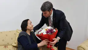 Şehit Annesinin Kapısını Vali Bakan Çaldı