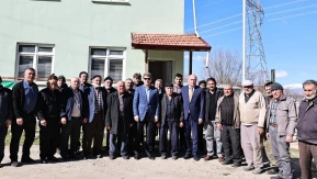 Vali Bakan Köy Halkıyla Bir Araya Geldi