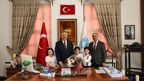 Merzifon’da Başkanlık Koltuğu Çocuklara Emanet Edildi