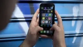 Sosyal Medyaya Yaş Sınırı Geliyor!