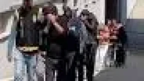 Masaj salonuna fuhuş baskını