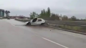 Araçların Hızını Kesmek İsterken Yaşanan Korkunç Kaza Anı Kamerada Kaydedildi